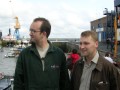 Jour 07 Photo 04 * Nouvel arrt, Brest 2004 : le rassemblement de bateaux.
Le copain de Papa a oubli qu'on n'tait pas en 96 mais en 2004 ! (sur sa veste)
Philippe, c'est son nom, nous a hbergs chez lui. * 2048 x 1536 * (577KB)